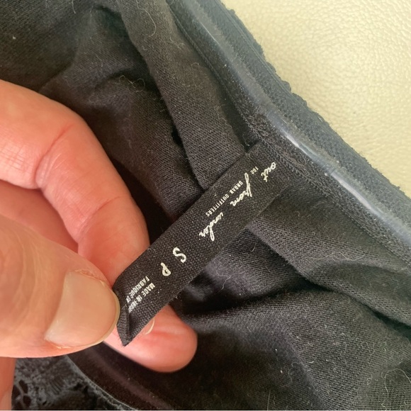 Urban outfitters out from under black lace cami, Small - Picture 5 of 5